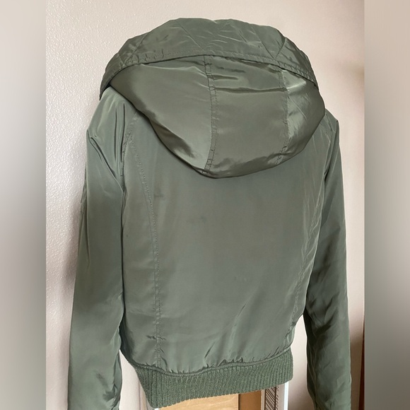 SOLD - Picture 3 of 6